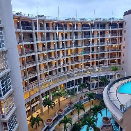 Ocean Sunrise At The Sails - Durban Point Waterfront Exterior foto