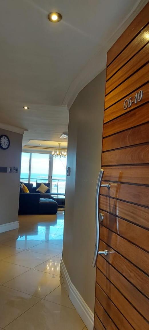 Ocean Sunrise At The Sails - Durban Point Waterfront Exterior foto